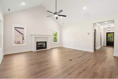 165 West Lake Boulevard, Carrollton, GA 30116 - Photo 13
