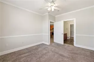 799 Hammond Dr, Atlanta, GA 30328 - Photo 25