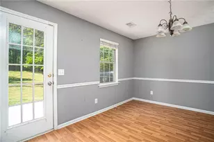 1080 Park St, Loganville, GA 30052 - Photo 15