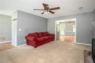 1080 Park St, Loganville, GA 30052 - Photo 9