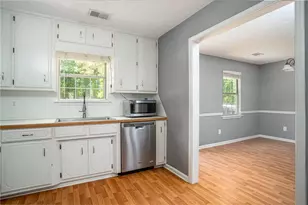 1080 Park St, Loganville, GA 30052 - Photo 17