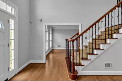 1085 Castle Pointe Lane, Grayson, GA 30017 - Photo 3