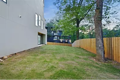 1625 Emerald Avenue SW, Atlanta, GA 30310 - Photo 41