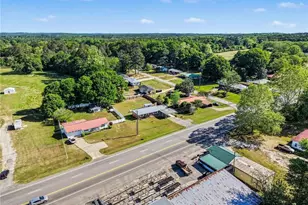 1472 E 166 Hwy, Bowdon, GA 30108 - Photo 23
