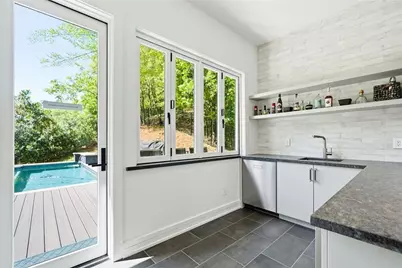 575 Mountain Way NE, Atlanta, GA 30342 - Photo 59