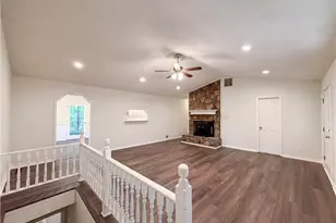 265 Oakhill Dr, Fayetteville, GA 30214 - Photo 7