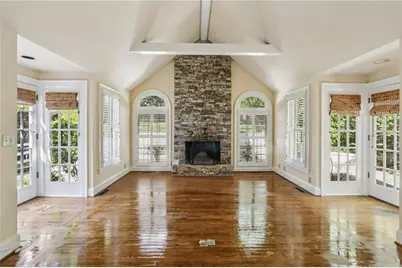 3031 W Pine Valley Road NW, Atlanta, GA 30305 - Photo 9
