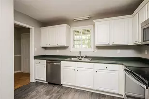 701 Derek Pl, Locust Grove, GA 30248 - Photo 9