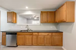 1871 E Farris Ave E, Atlanta, GA 30344 - Photo 7