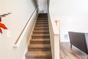 5823 Strathmoor Manor Cir, Lithonia, GA 30058 - Photo 11