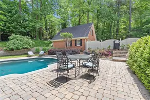 935 Ivy Falls Dr, Sandy Springs, GA 30328 - Photo 53