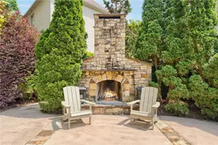 3890 Bridle Ridge Dr, Suwanee, GA 30024 - Photo 3