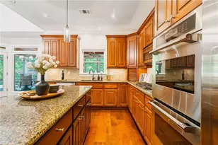 3890 Bridle Ridge Dr, Suwanee, GA 30024 - Photo 13