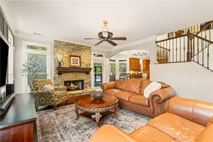 3890 Bridle Ridge Dr, Suwanee, GA 30024 - Photo 25