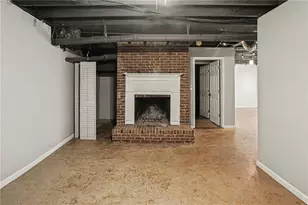 2080 Castle Lake Dr, Tyrone, GA 30290 - Photo 29