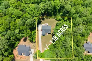 675 Oconee Ln, Commerce, GA 30529 - Photo 3