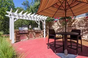 6873 Peachtree Dunwoody Rd, Atlanta, GA 30328 - Photo 23