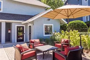 6873 Peachtree Dunwoody Rd, Atlanta, GA 30328 - Photo 21