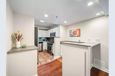 2870 Pharr Court NW #506, Atlanta, GA 30305 - Photo 9