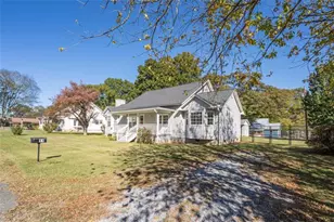 11 Magnolia St, Aragon, GA 30104 - Photo 3