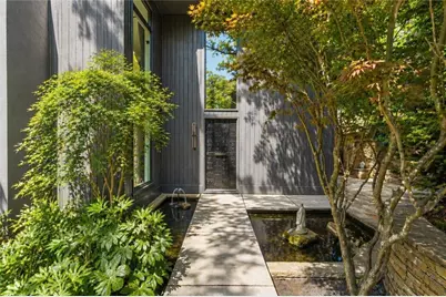 365 Brentwood Terrace NE, Atlanta, GA 30305 - Photo 9