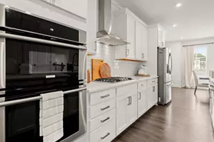 6136 Eves Way, Norcross, GA 30071 - Photo 5