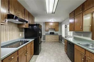 2549 Kings Pistol Ct, Grayson, GA 30017 - Photo 11