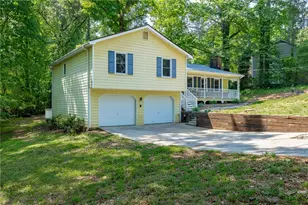 2549 Kings Pistol Ct, Grayson, GA 30017 - Photo 3