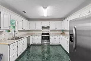 245 Cypress Dr, Covington, GA 30016 - Photo 13