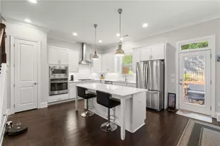 1372 Doublegate Dr, Atlanta, GA 30319 - Photo 7