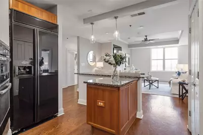 2881 Peachtree Road NE #702, Atlanta, GA 30305 - Photo 11
