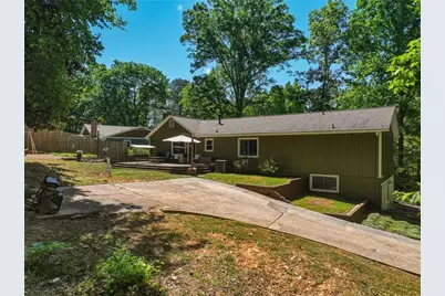 242 Lake Somerset Drive NW, Marietta, GA 30064 - Photo 7