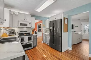 5118 Ashley Falls Ct, Loganville, GA 30052 - Photo 7