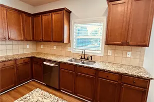 1540 Johnstown Trce, Suwanee, GA 30024 - Photo 7