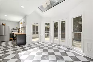 435 Lofty Ln, Roswell, GA 30076 - Photo 17