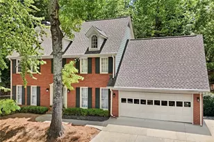 435 Lofty Ln, Roswell, GA 30076 - Photo 1