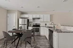 720 Keeshono St, Union City, GA 30291 - Photo 3