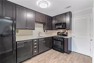 12 Surry County Pl NW, Atlanta, GA 30318 - Photo 11