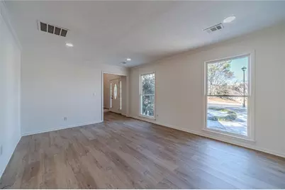 1692 Paces Vale Court, Lawrenceville, GA 30043 - Photo 11