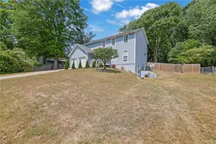 1895 Meadowchase Ct, Snellville, GA 30078 - Photo 3