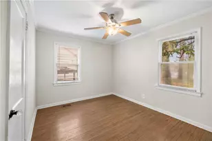 1649 Beecher St SW, Atlanta, GA 30310 - Photo 15