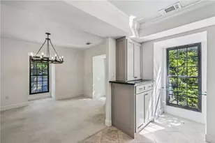 25316 Plantation Dr NE, Atlanta, GA 30324 - Photo 17