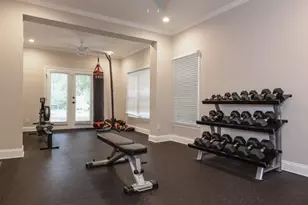 25316 Plantation Dr NE, Atlanta, GA 30324 - Photo 35
