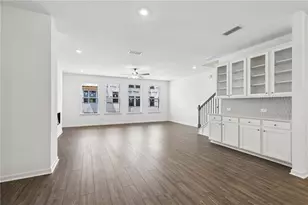 623 Oak Blf Dr, Cumming, GA 30040 - Photo 11
