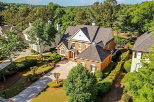 8020 Royal St Georges Ln, Duluth, GA 30097 - Photo 3