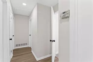 520 Stonewood Dr, Stone Mountain, GA 30087 - Photo 25