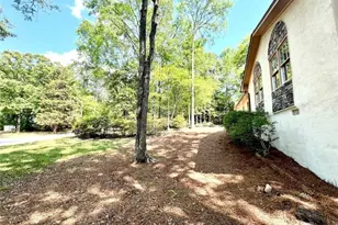 2304 Rolling Acres Ct SW, Conyers, GA 30094 - Photo 5