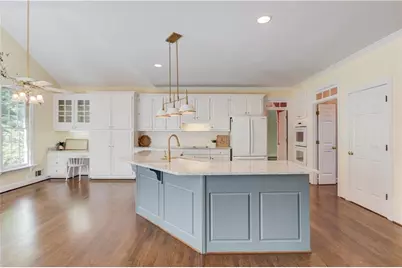 2591 Kenswick Circle, Lawrenceville, GA 30044 - Photo 9