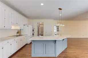 2591 Kenswick Cir, Lawrenceville, GA 30044 - Photo 9