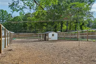 1679 Seayes Rd SW, Mableton, GA 30126 - Photo 27